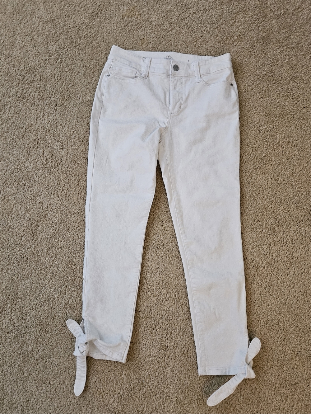 St. John's Bay Women’s Skinny Leg White Tie-Hem Jeans Size 6 Six
